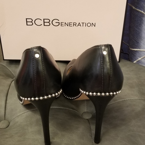 BCBGENERATION SHOES - Picture 4 of 9